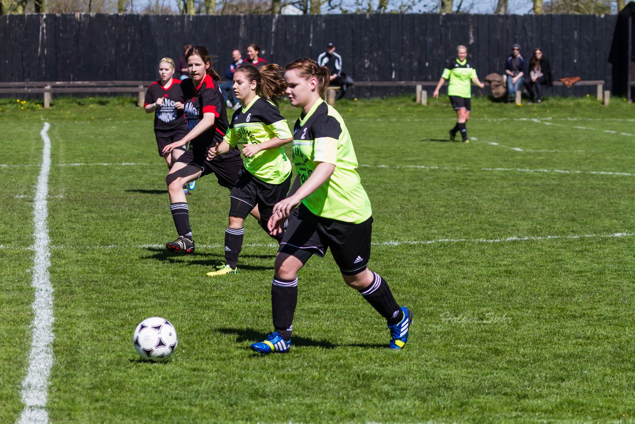 Bild 196 - Frauen SV Frisia 03 Risum Lindholm - Heider SV : Ergebnis: 8:0